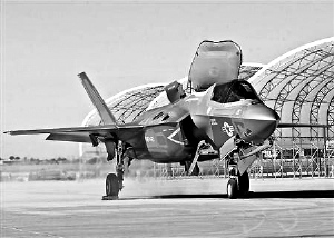 F-22ߵʹF-35