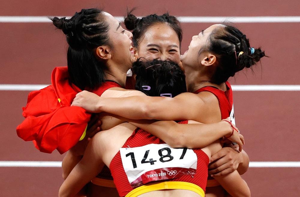 中国队获东京奥运会女子4x100米接力第六