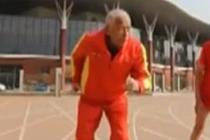 91岁老人坚持跑步74年